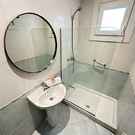 Ferran 32 in Roses With 4 Bedrooms and 2 Bathrooms