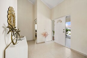 Cozy 3br2ba Great Location w Private Pool Patio