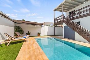 Brand NEW Central Modern Ground Studio With Pool