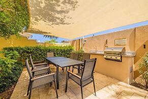 Gated Community 2br3ba Gold Coast Pools GYM