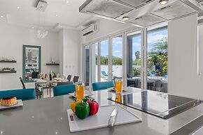 Modern Spacious 4br3ba w Pool Close to Beach