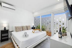 Newly Built Private Pool 3BR Parking Wi-fi