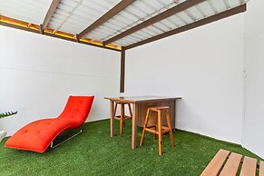 NEW Modern 1BR 1BA With Pool in Quiet Area