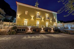Kraka Apartments
