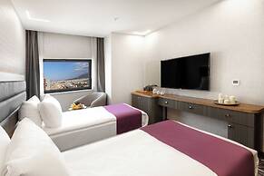 Lilium Hotel & Suites