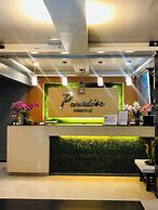 Paradise Hotel