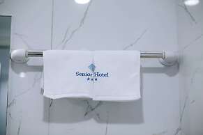 Senior Hotel