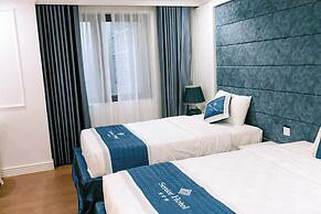 Senior Hotel