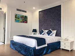 Senior Hotel