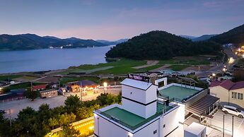 Namhae Ryu&lee Pet Pension