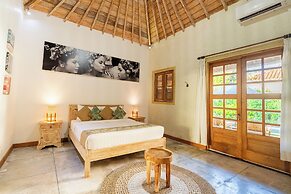 Villa Amsa by Pertama Stay
