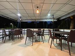 White Pearl Home Stay