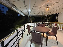 White Pearl Home Stay