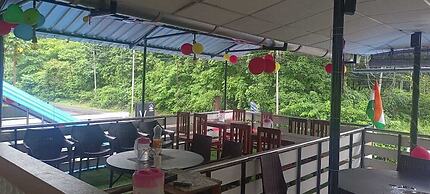 White Pearl Home Stay