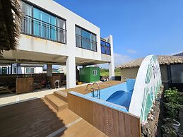 JEMI BAREUT Pension
