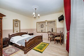 ZiRa Residence