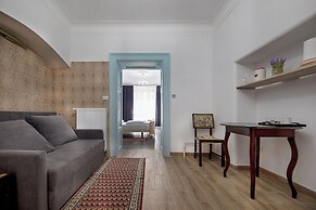 ZiRa Residence