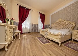 ZiRa Residence