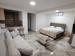 Montenegro Apartments Phoenix