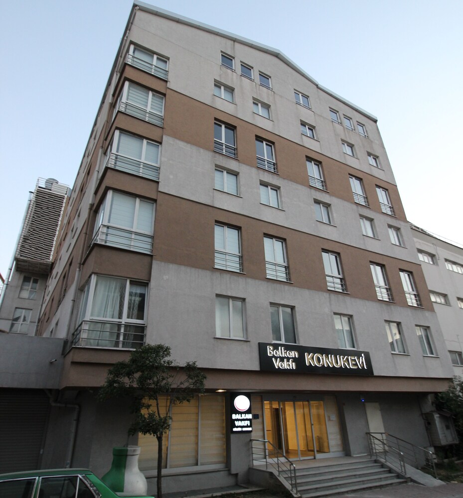 Balkan Konukevi
