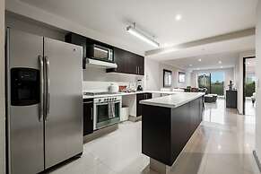 2BR Apt in Polanco - Pool - City Skyline View