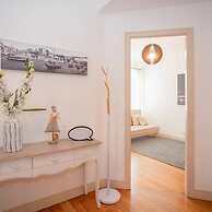 Liiiving in Porto Light Spacious Apartment