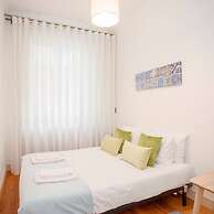 Liiiving in Porto Light Spacious Apartment