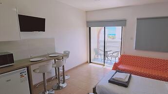 49 AN- Nissi Heaven Studio