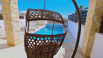 47 PEY - Peyia Kamelia Villa