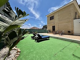 25 AN - Pernera House