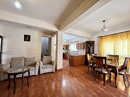 25 AN - Pernera House