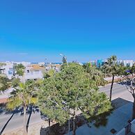 Stay Sunshine Aura in Protaras