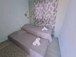 26 CLR - Stay Bellevue Apartment