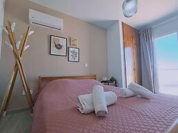 26 CLR - Stay Bellevue Apartment