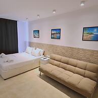 71 AN -stay Lavish Studio