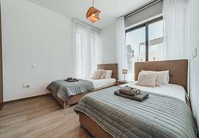 66 PER - Stay Villa Palm