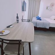 100 AN - Napa Living 16