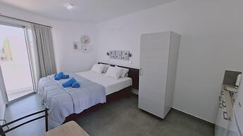 100 AN - Napa Living 16