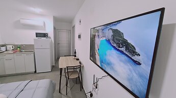 100 AN - Napa Living 20