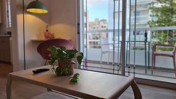 83 Lim3 - Stay Sunlit Apartment