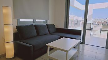 64 LCA - Stay Skyline Nest