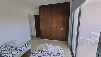 64 LCA - Stay Skyline Nest