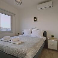01 LIM - Stay Sky Apartment