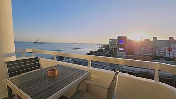 01 LIM - Stay Sky Apartment
