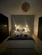 91 KPF - Stay Artifex Apartment