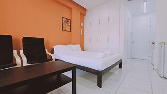 109 LIM 3 - Stay Terra Cota Studio