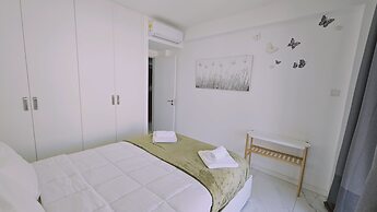 125 LCA - Stay Treasure Apartment