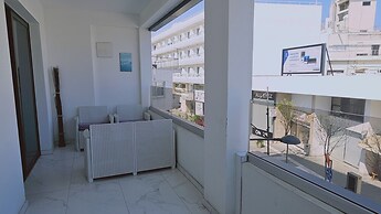 125 LCA - Stay Treasure Apartment