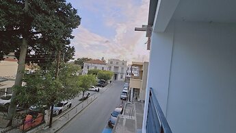 109 LIM 2 - Stay Cypress Studio