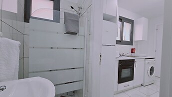 109 LIM 2 - Stay Cypress Studio